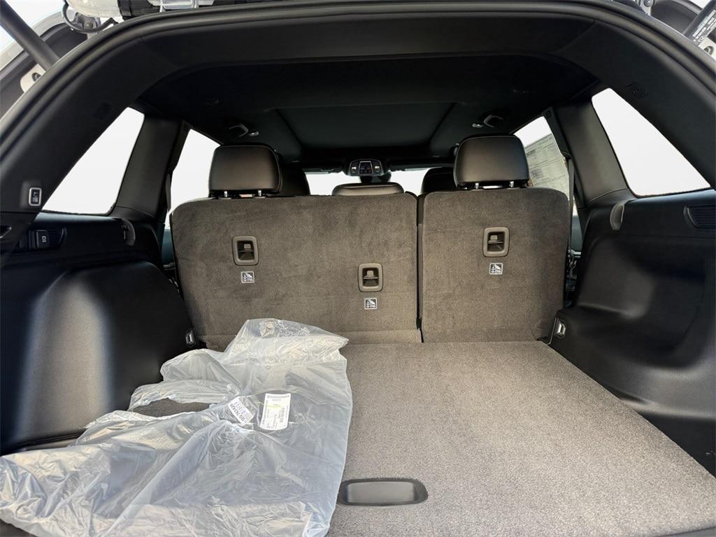 new 2025 Jeep Grand Cherokee car, priced at $45,590