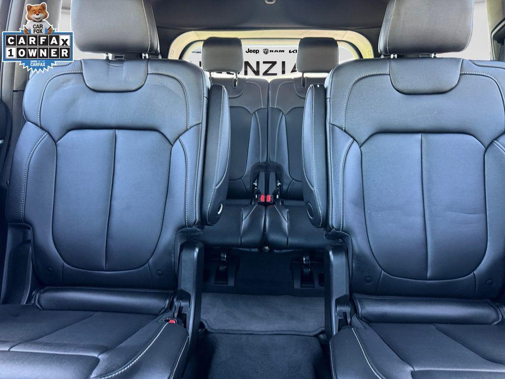 used 2024 Jeep Grand Cherokee L car, priced at $35,674