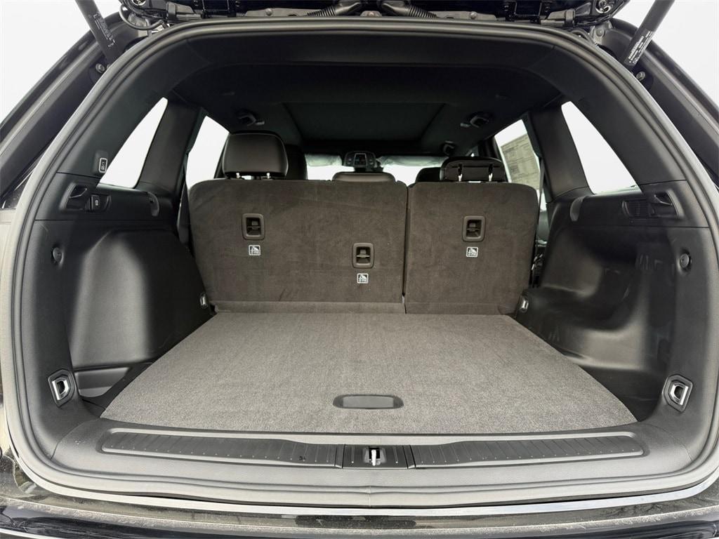 new 2025 Jeep Grand Cherokee car, priced at $50,910