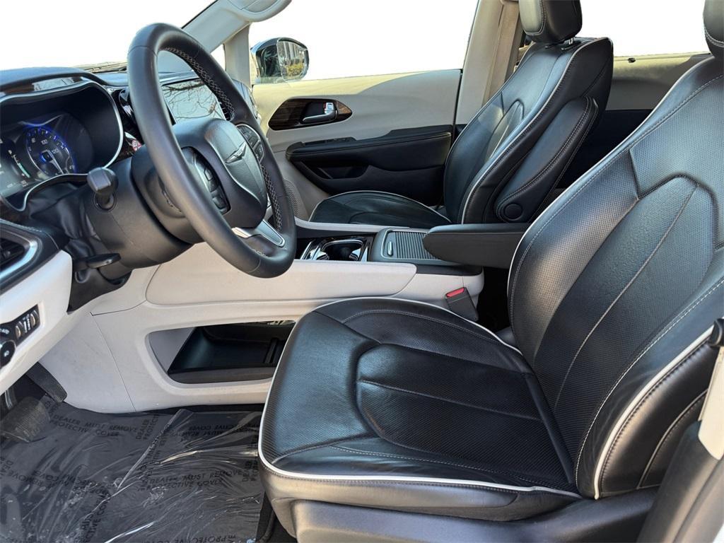 used 2023 Chrysler Pacifica car, priced at $28,699