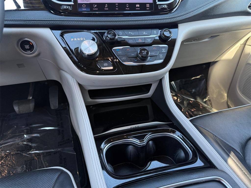 used 2023 Chrysler Pacifica car, priced at $28,699
