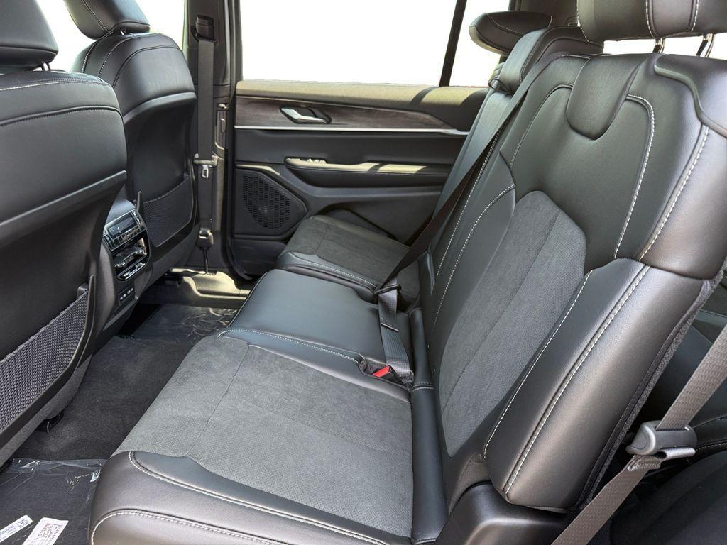 new 2026 Jeep Grand Cherokee L car, priced at $52,375