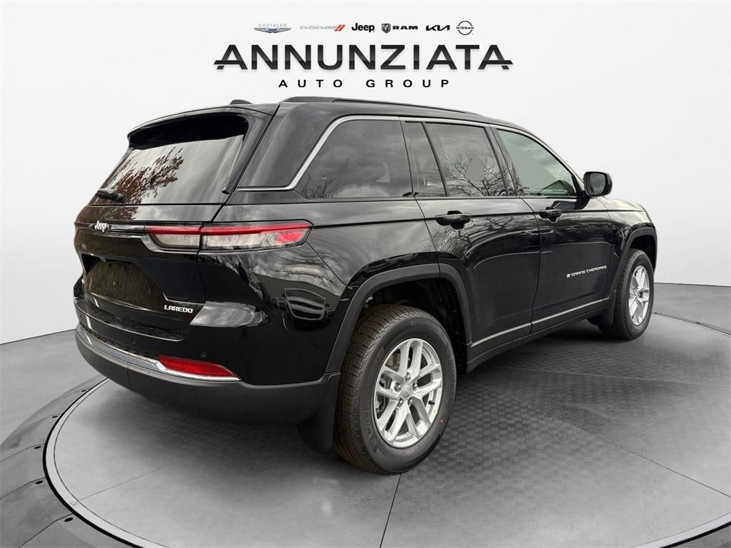 new 2025 Jeep Grand Cherokee car, priced at $40,345