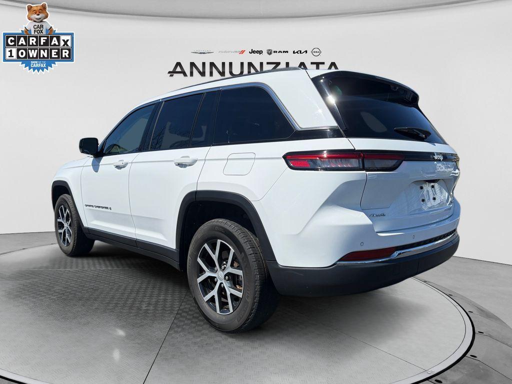 used 2023 Jeep Grand Cherokee car, priced at $34,474