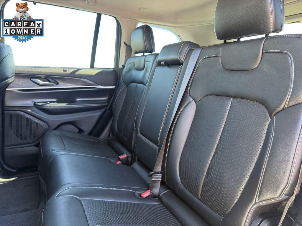 used 2023 Jeep Grand Cherokee car, priced at $34,474
