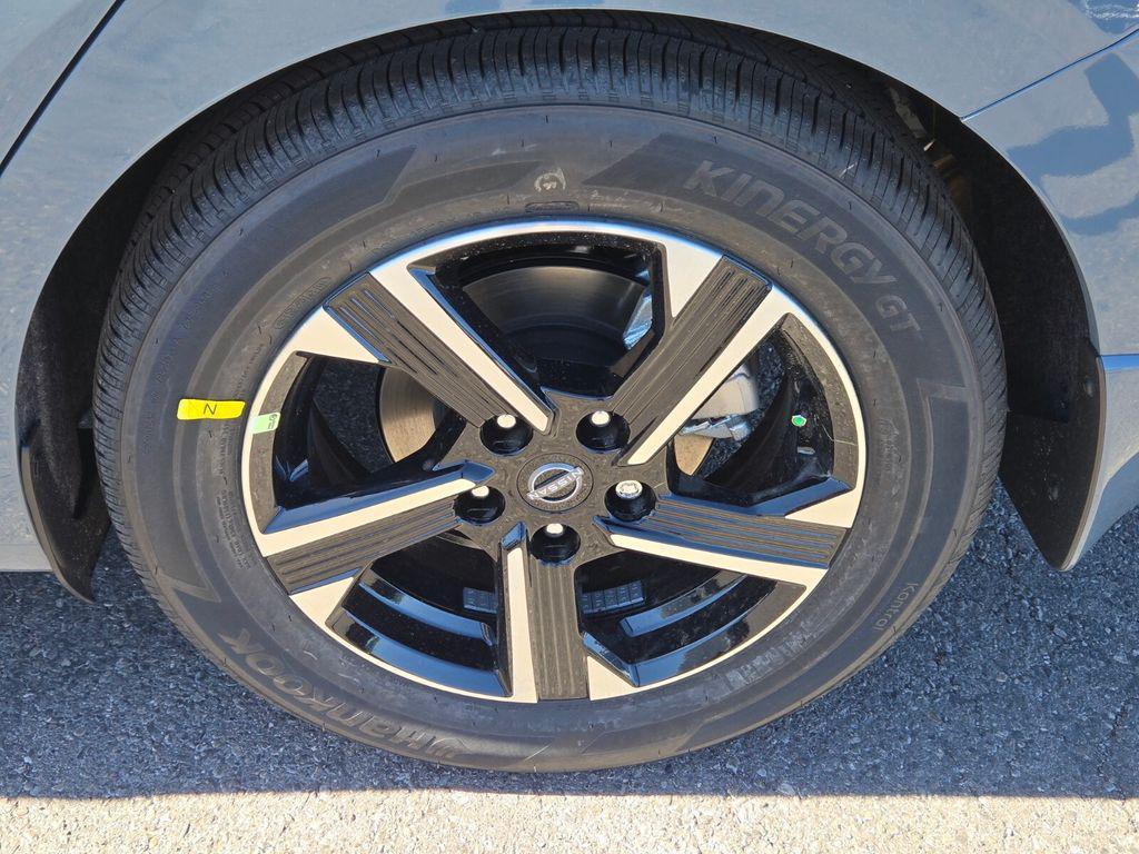 new 2025 Nissan Sentra car, priced at $19,505