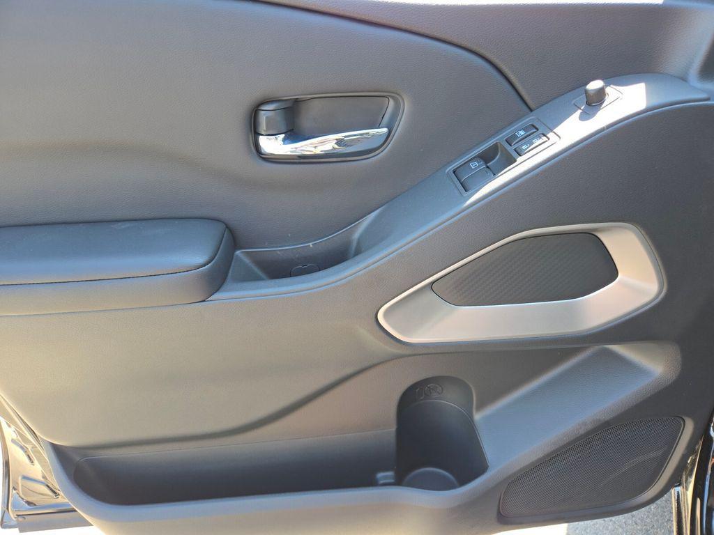 new 2025 Nissan Frontier car, priced at $30,520