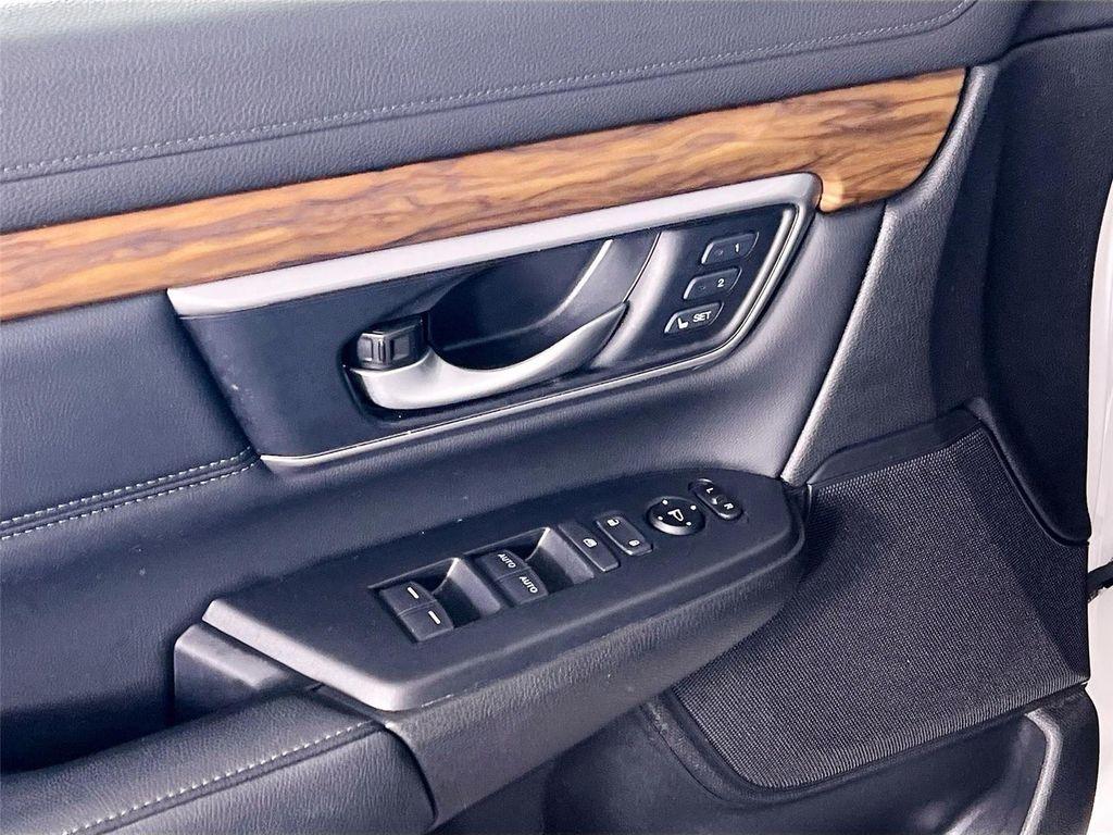 used 2020 Honda CR-V car, priced at $24,400