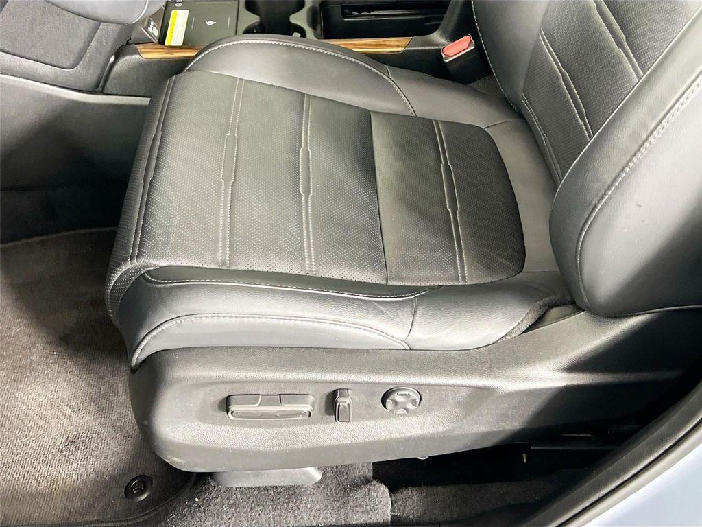 used 2022 Honda CR-V car, priced at $27,721