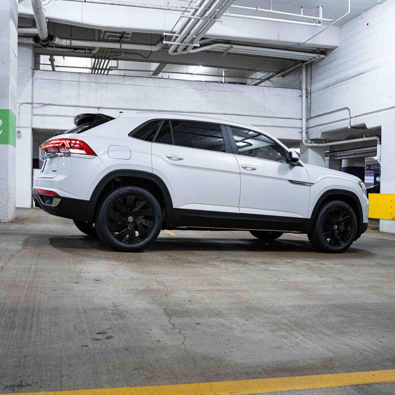 new 2026 Volkswagen Atlas Cross Sport car, priced at $45,501