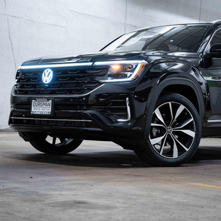 new 2026 Volkswagen Atlas car, priced at $55,000