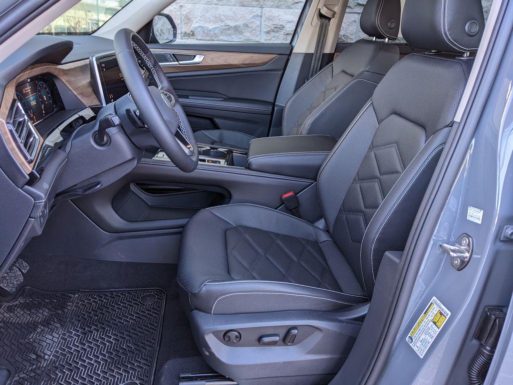 new 2026 Volkswagen Atlas car, priced at $46,494