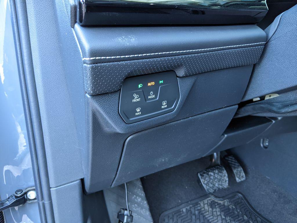 new 2026 Volkswagen Atlas car, priced at $46,494