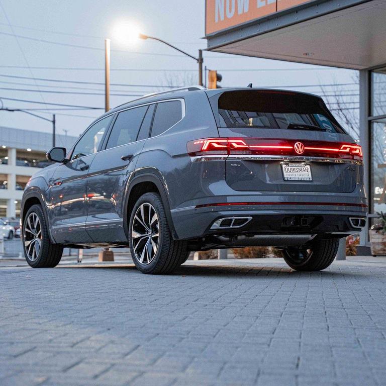 new 2026 Volkswagen Atlas car, priced at $55,566