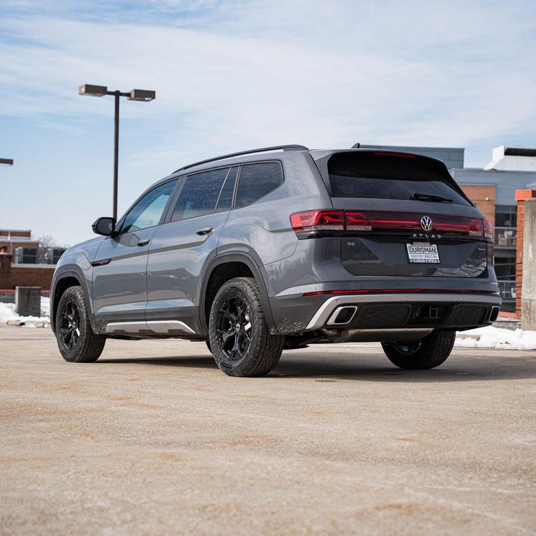 new 2026 Volkswagen Atlas car, priced at $48,188