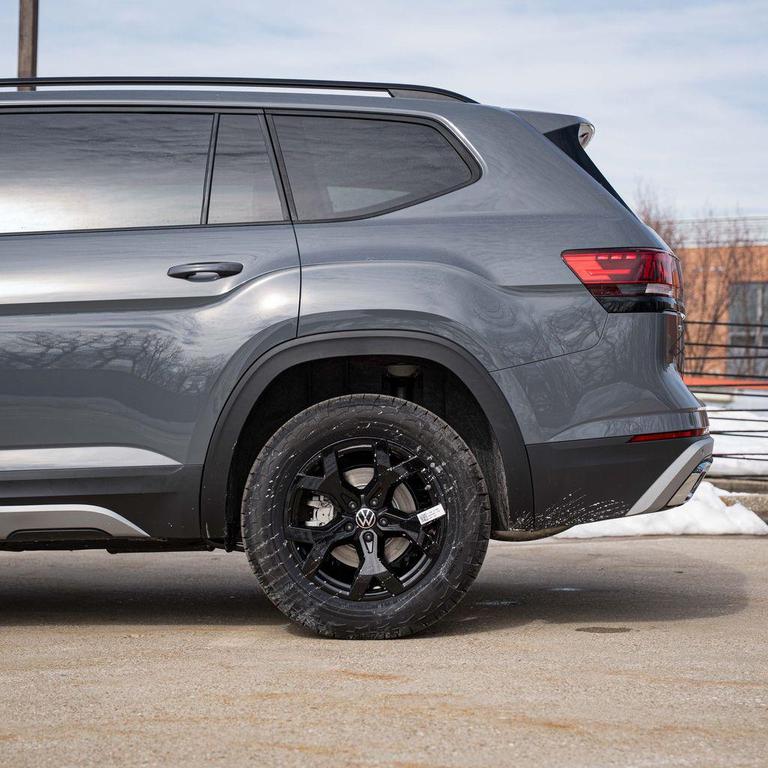 new 2026 Volkswagen Atlas car, priced at $48,188