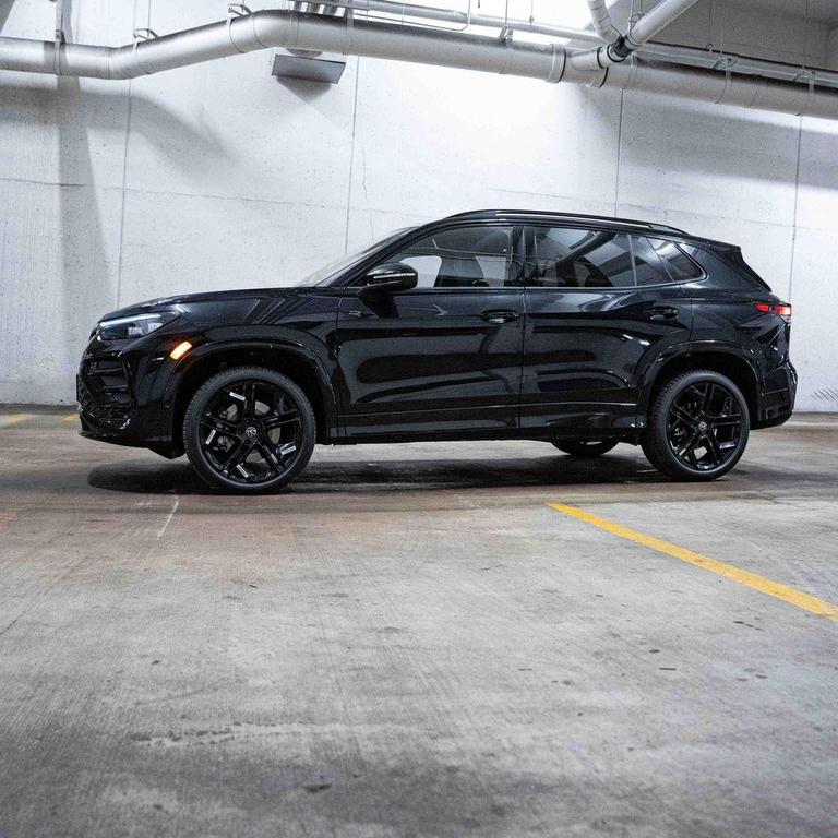 new 2026 Volkswagen Tiguan car, priced at $40,337