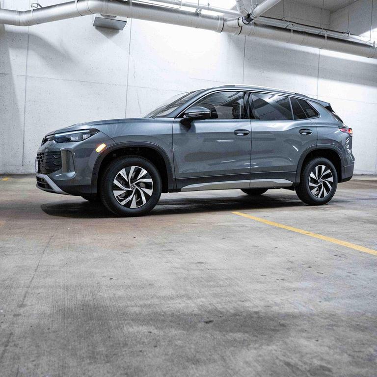 new 2026 Volkswagen Tiguan car, priced at $33,381