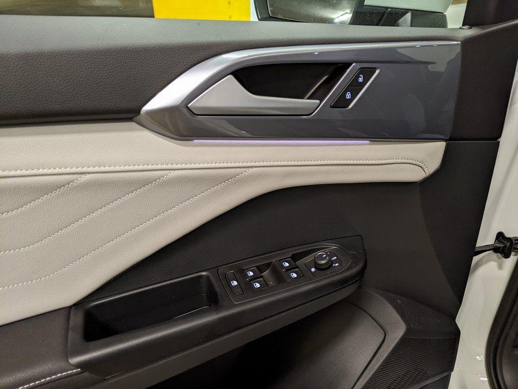 new 2026 Volkswagen Taos car, priced at $35,881