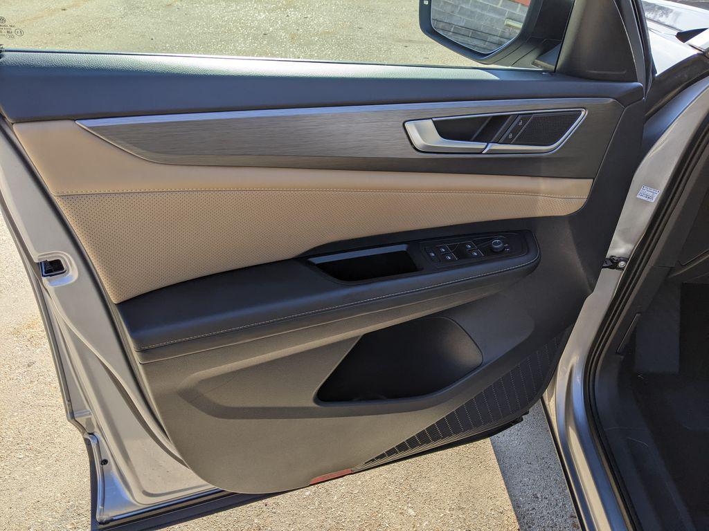 used 2024 Volkswagen Atlas Cross Sport car, priced at $29,001