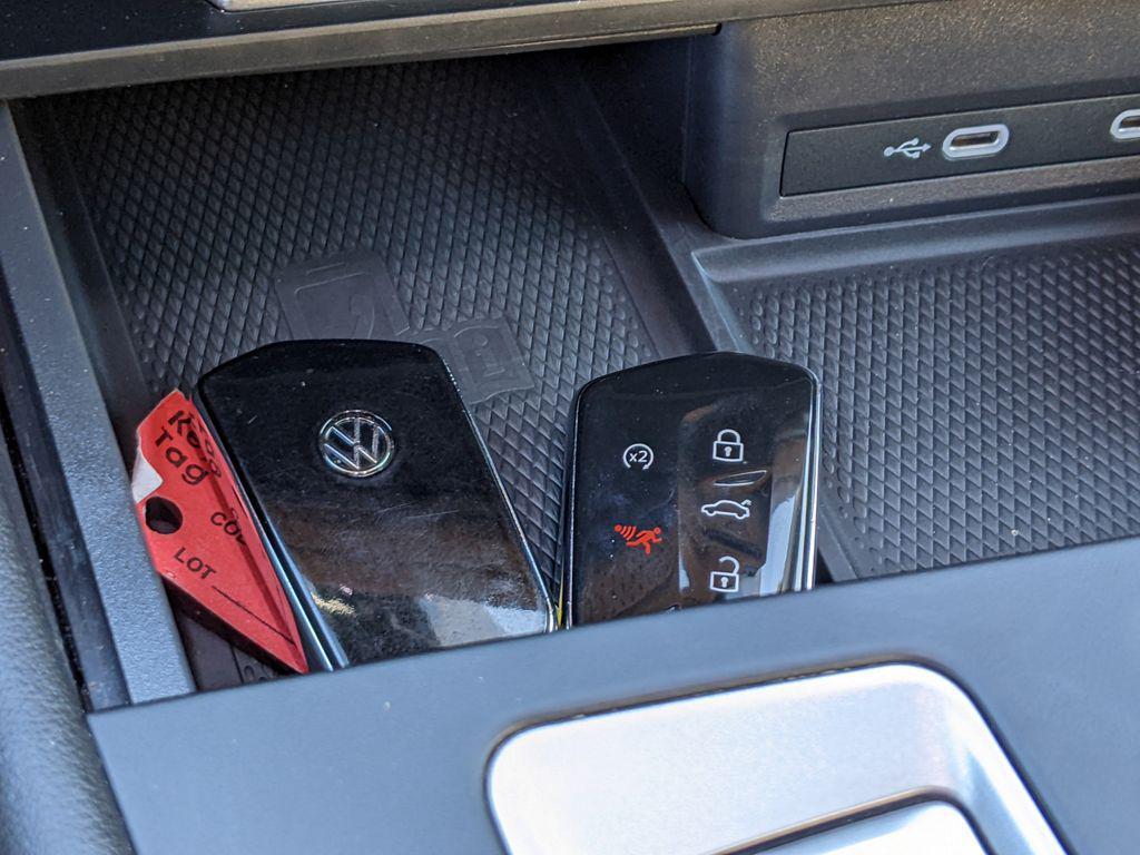 used 2024 Volkswagen Atlas Cross Sport car, priced at $29,001