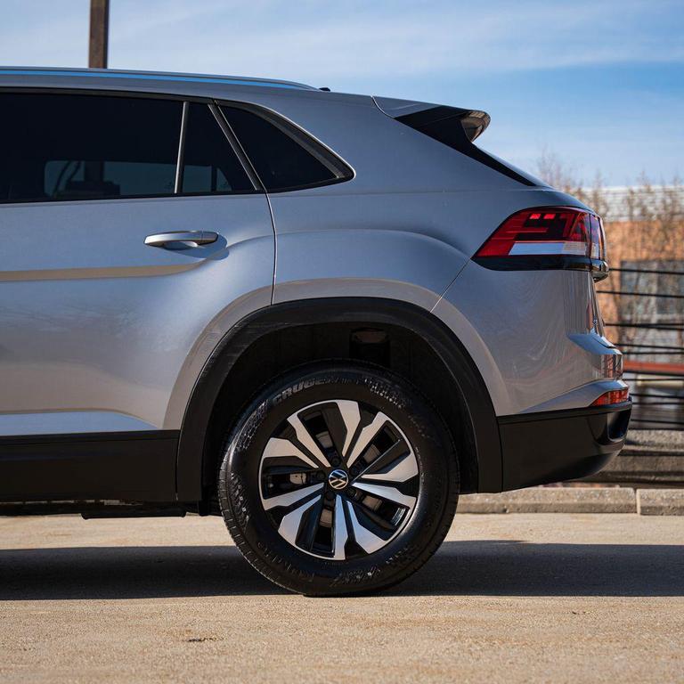 used 2024 Volkswagen Atlas Cross Sport car, priced at $29,001
