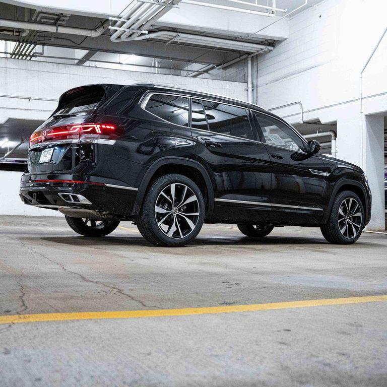 new 2026 Volkswagen Atlas car, priced at $53,998