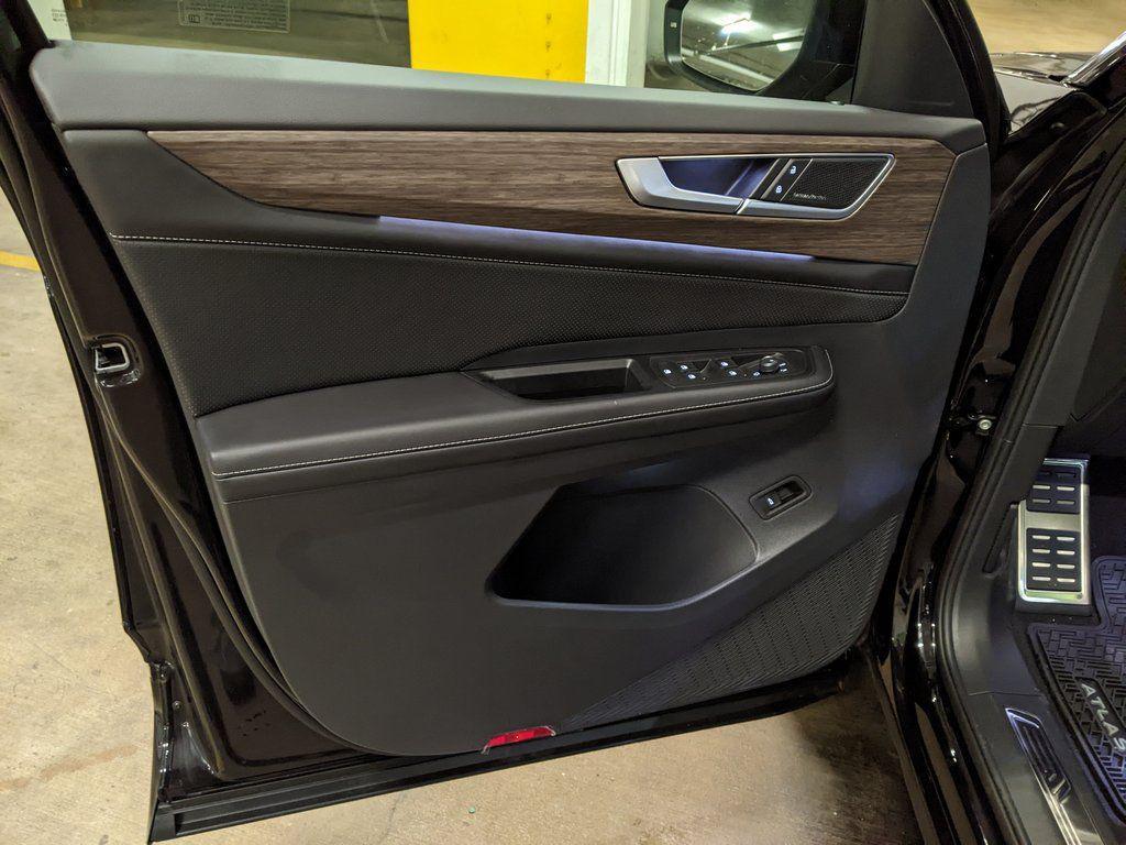 new 2026 Volkswagen Atlas car, priced at $53,998