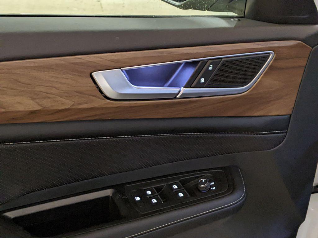 new 2026 Volkswagen Atlas car, priced at $46,999