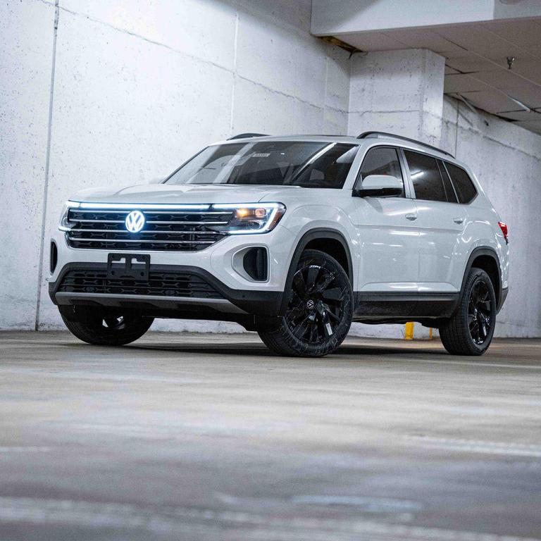 new 2026 Volkswagen Atlas car, priced at $46,999