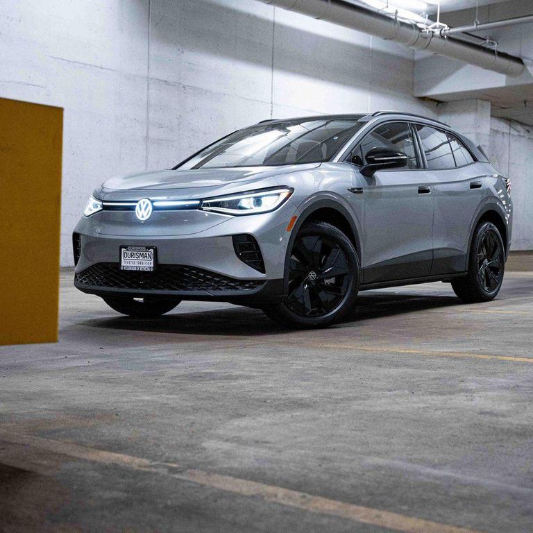 new 2025 Volkswagen ID.4 car, priced at $42,530
