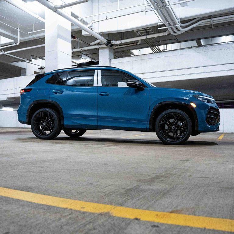 new 2026 Volkswagen Tiguan car, priced at $39,292