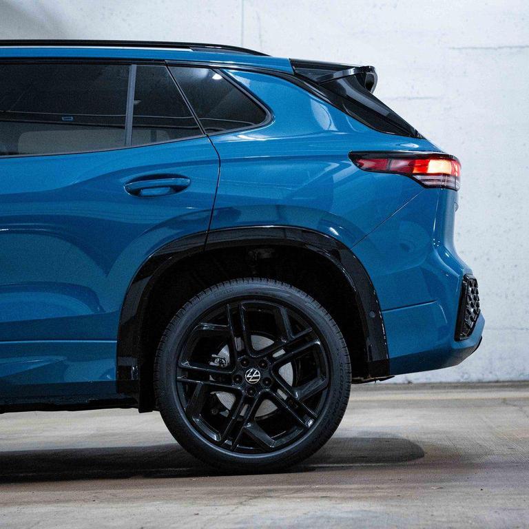 new 2026 Volkswagen Tiguan car, priced at $39,292