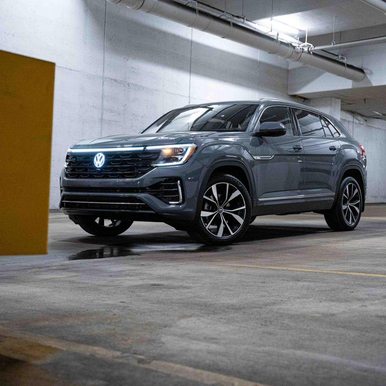 new 2026 Volkswagen Atlas Cross Sport car, priced at $54,248