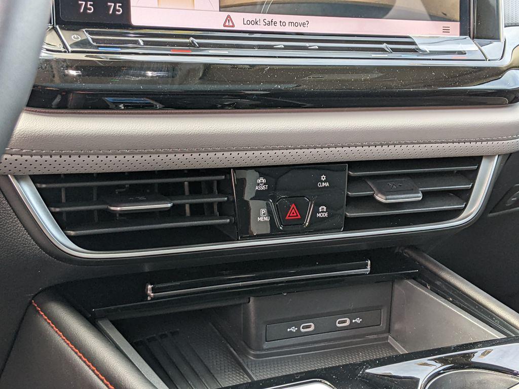 new 2026 Volkswagen Atlas car, priced at $50,188