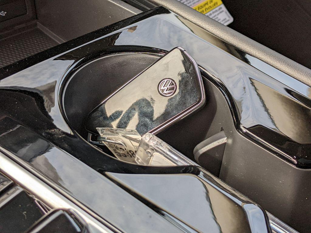 new 2026 Volkswagen Atlas car, priced at $50,188