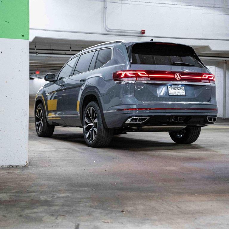 new 2026 Volkswagen Atlas car, priced at $55,453