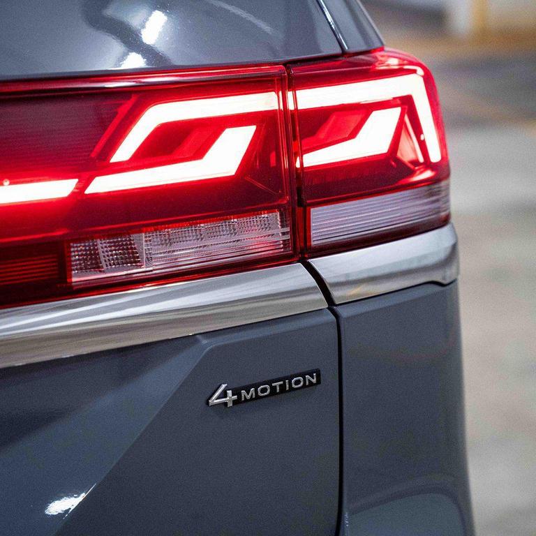 new 2026 Volkswagen Atlas car, priced at $55,453