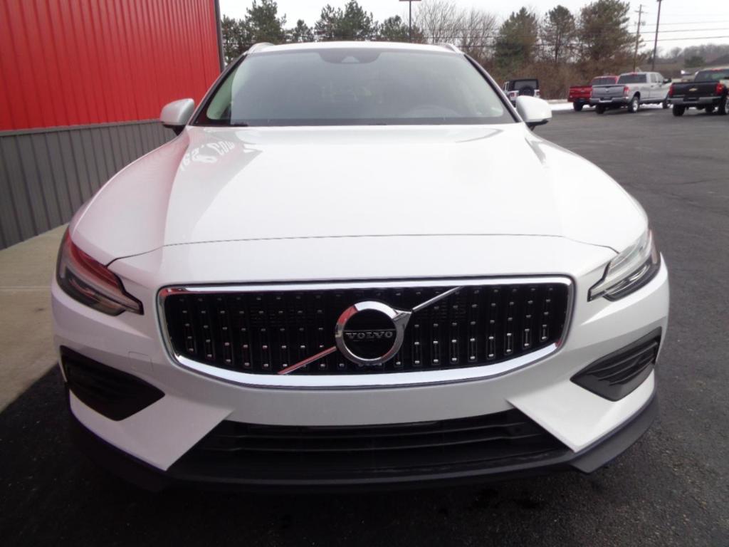 used 2020 Volvo V60 Cross Country car, priced at $15,995