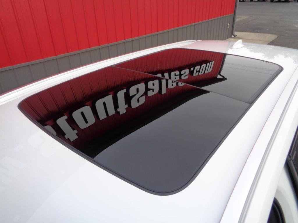 used 2020 Volvo V60 Cross Country car, priced at $15,995