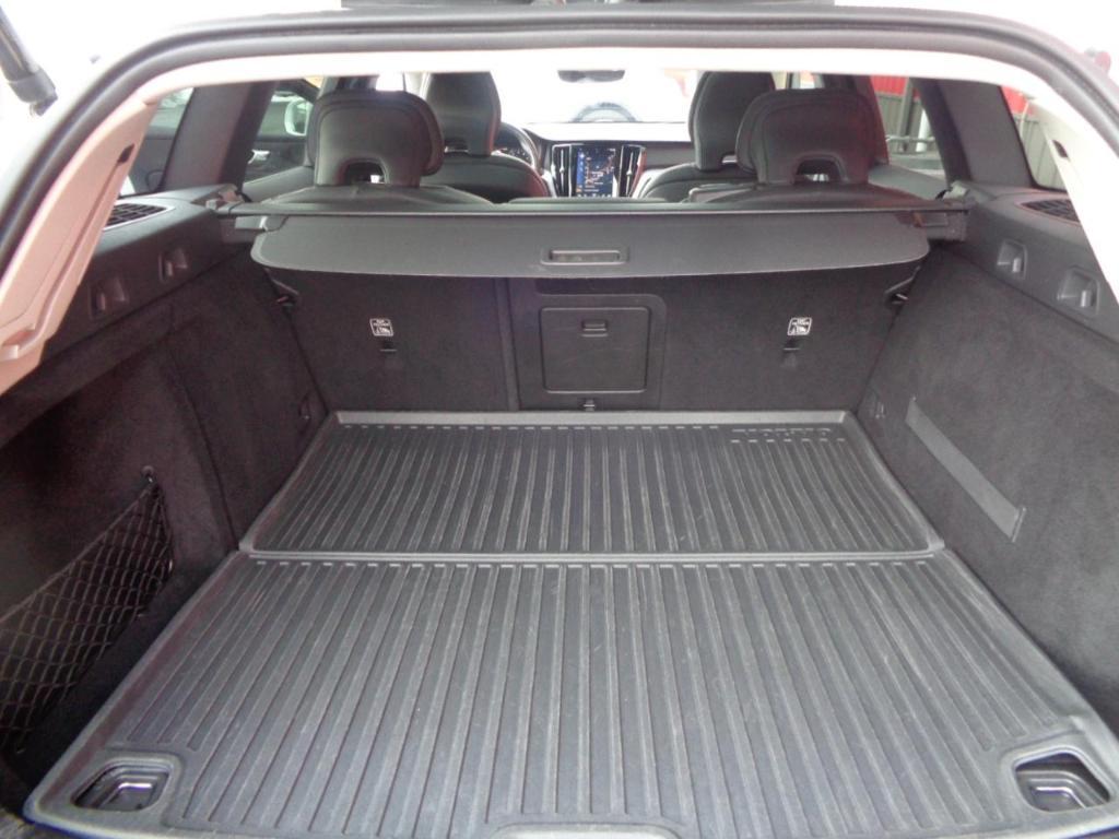 used 2020 Volvo V60 Cross Country car, priced at $15,995