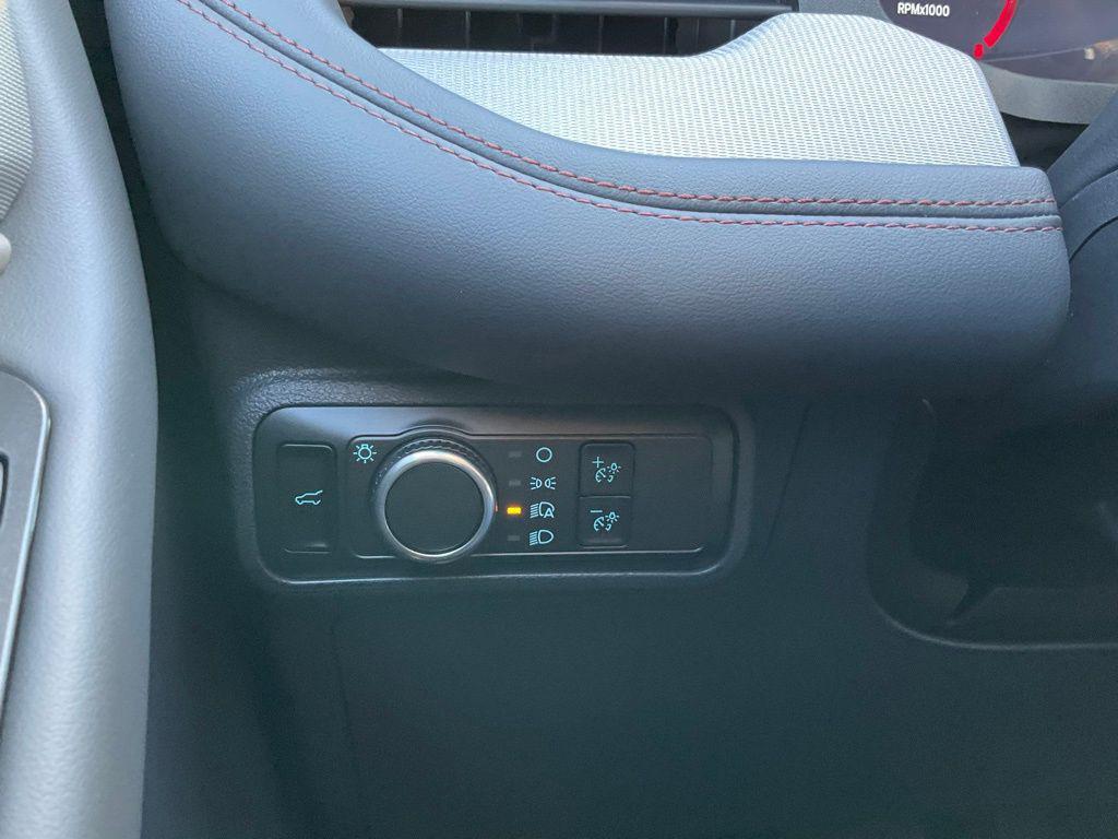 new 2026 Ford Explorer car, priced at $40,622