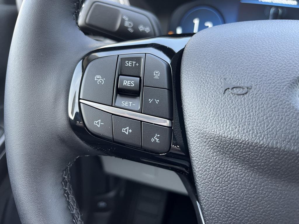 used 2024 Ford Escape car, priced at $25,994