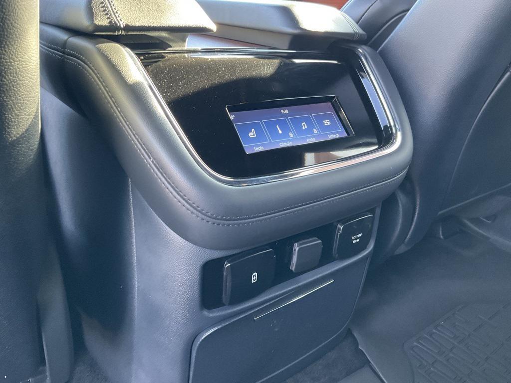 used 2024 Lincoln Navigator car, priced at $75,386