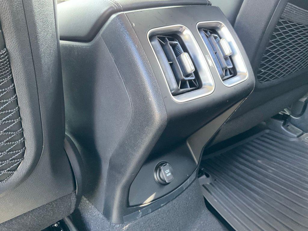 used 2025 Kia Sorento Hybrid car, priced at $34,886