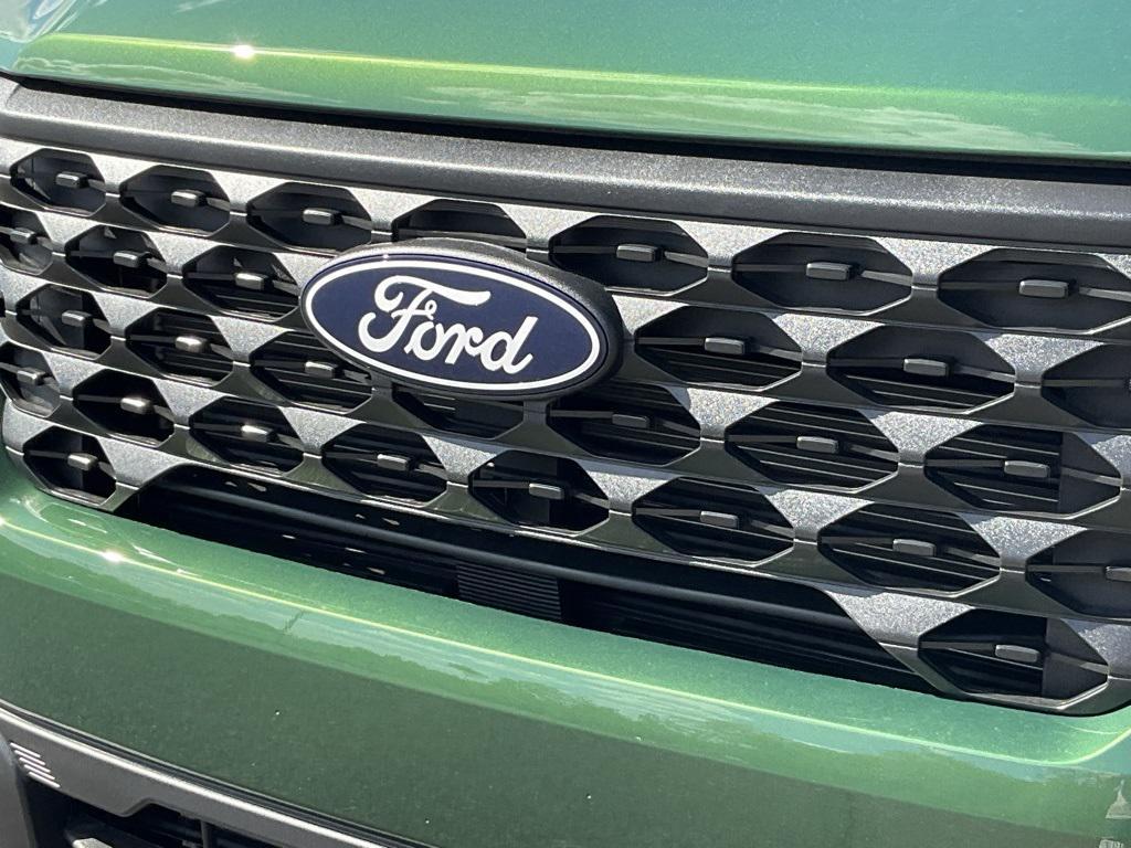 new 2025 Ford Maverick car, priced at $33,284