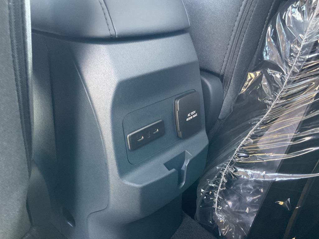 new 2025 Ford Maverick car, priced at $33,284