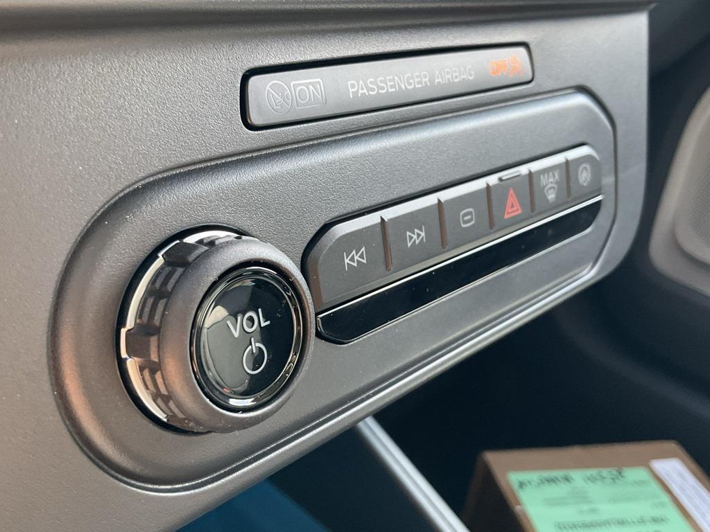 new 2025 Ford Maverick car, priced at $33,284