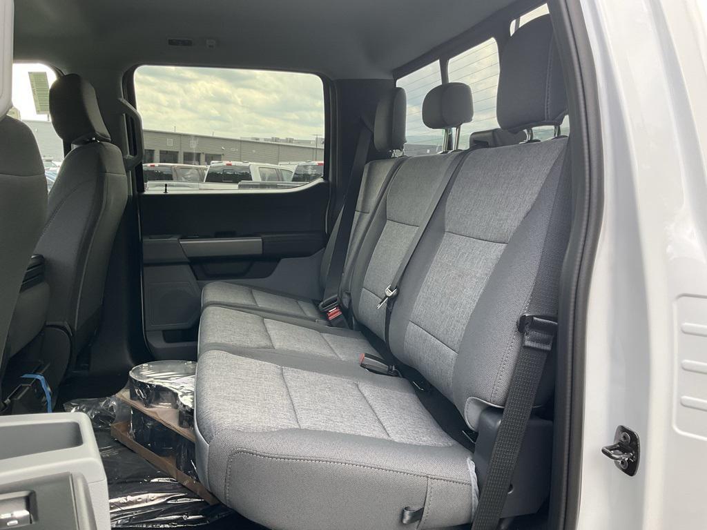 new 2025 Ford F-250 car, priced at $67,740