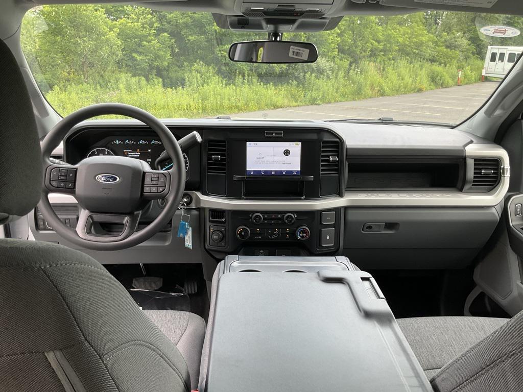 new 2025 Ford F-250 car, priced at $67,740